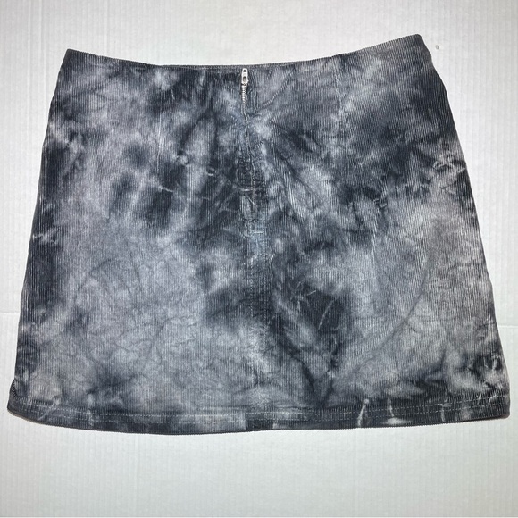 Urban Outfitters BDG Black and Gray A-Line Mini Skirt NWT - Picture 7 of 11